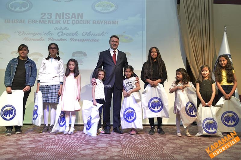 23 Nisan'da Çocuklar Duygularını Resimlere Yansıttı 19