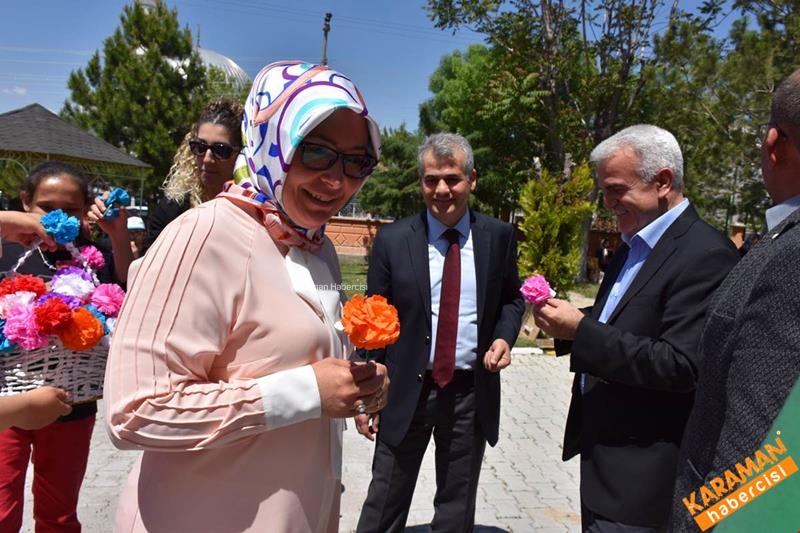 Fahri Meral'in Eşi Zehra Meral Yılsonu Etkinliğine Katıldı 2