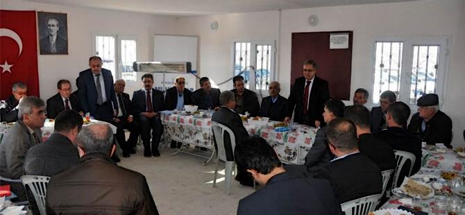 Vali tapsız Muhtarlarla Bir Araya Geldi 8