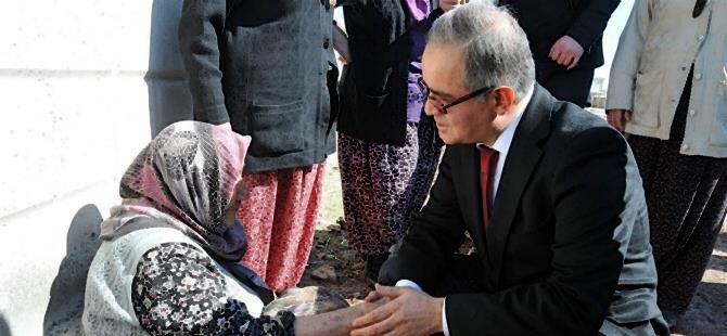 Vali tapsız Muhtarlarla Bir Araya Geldi 9