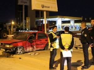 Karaman’da  yaşanan trafik kazasında 1’i ağır 2 kişi yaralı
