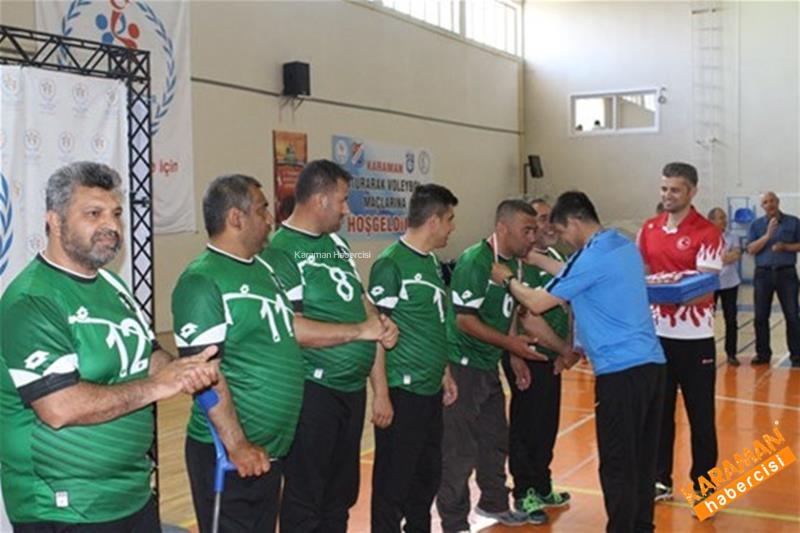 Oturarak Voleybol’da Süper Lig’e Yükselen Takımlar Belli Oldu 17