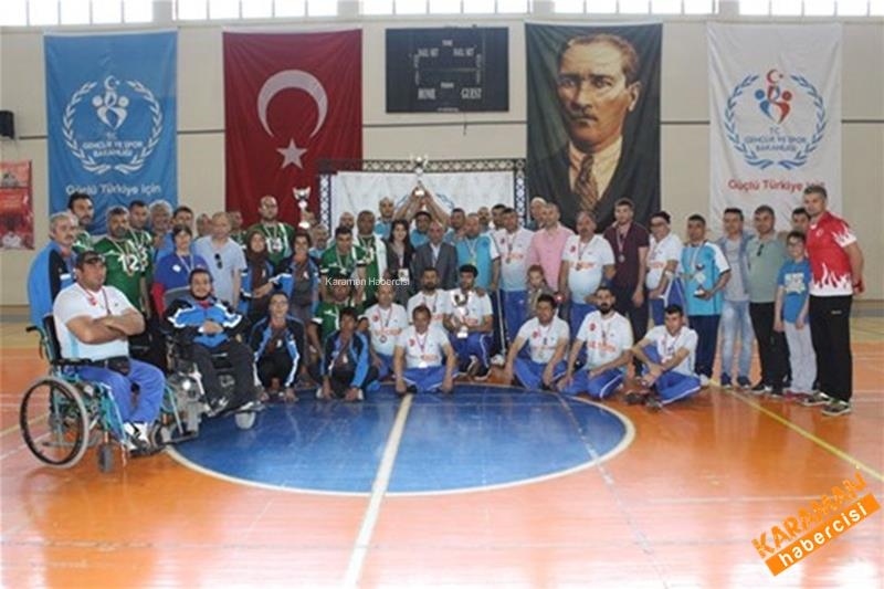 Oturarak Voleybol’da Süper Lig’e Yükselen Takımlar Belli Oldu 28