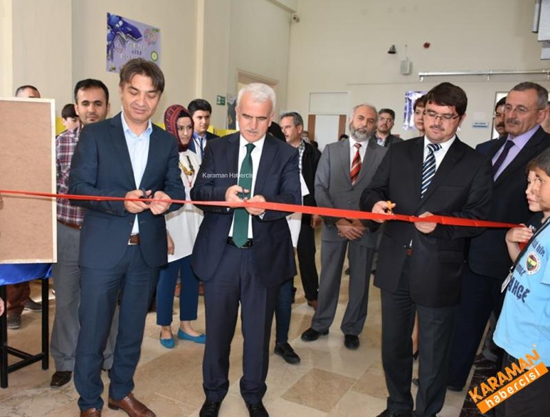 Öğrenciler TÜBİTAK Projelerini Anlatmaya Devam Ediyor 1