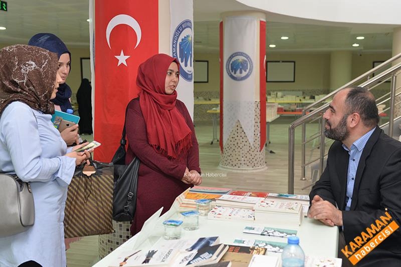 Kitap Fuarı Söyleşilerle Devam Ediyor 11