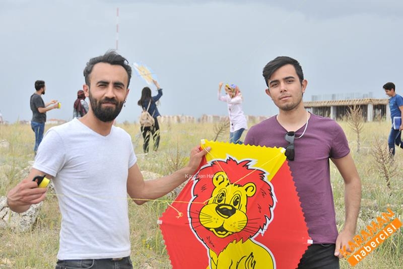 Öğrenciler Hıdrellez'i Uçurtma Uçurarak Kutladı 15