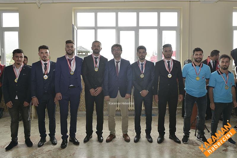 Ermenek Meslek Yüksekokulunda Mezuniyet Coşkusu 30