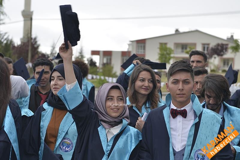 Ermenek Meslek Yüksekokulunda Mezuniyet Coşkusu 39