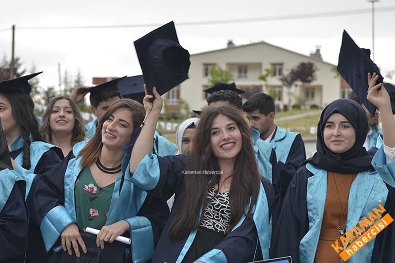 Ermenek Meslek Yüksekokulunda Mezuniyet Coşkusu 40