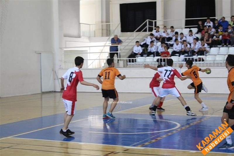 Hentbol Yarı Final Müsabakaları Sona Erdi 4