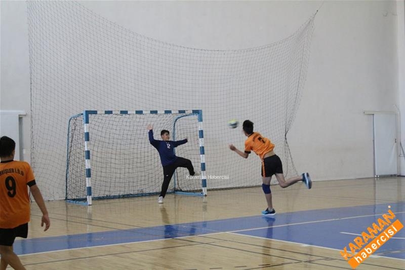 Hentbol Yarı Final Müsabakaları Sona Erdi 5