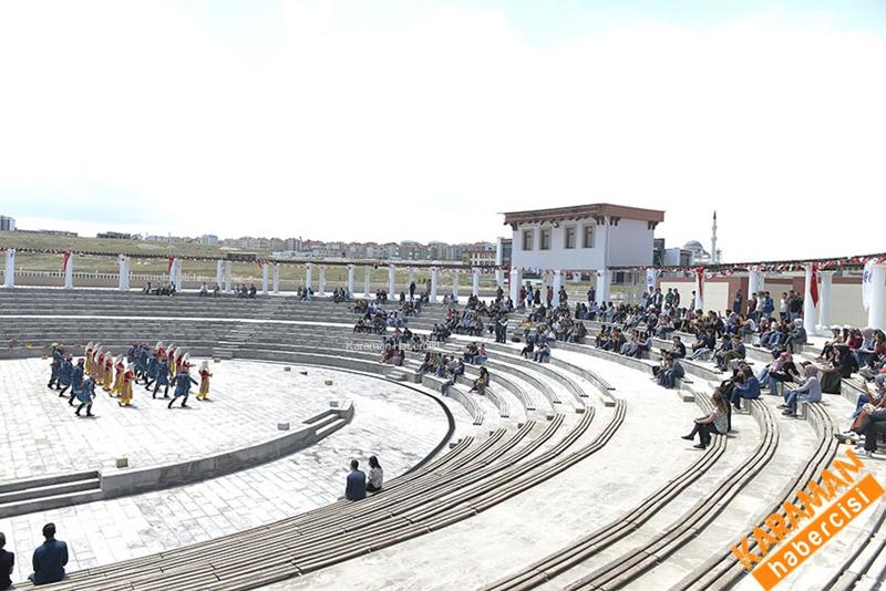 KMÜ Halk Oyunları ve Mehter Marşları ile Şenlendi 16