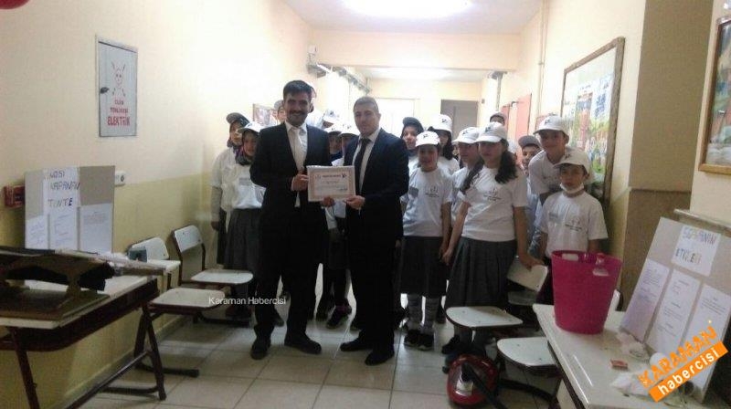 Öğrenciler TÜBİTAK Projelerini Sergiledi 13