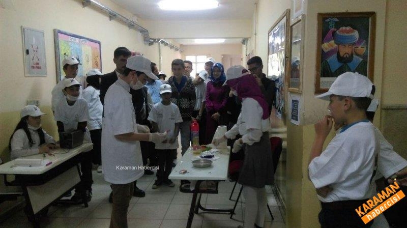 Öğrenciler TÜBİTAK Projelerini Sergiledi 15