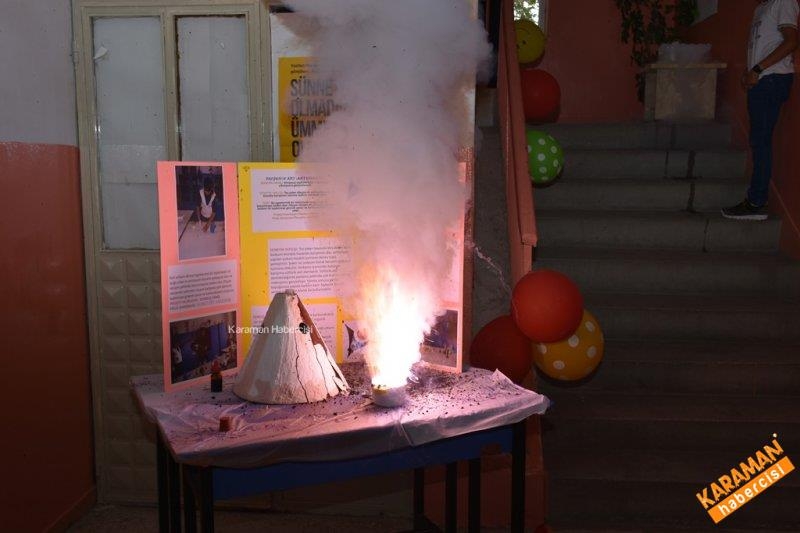 Öğrenciler TÜBİTAK Projelerini Sergiledi 18