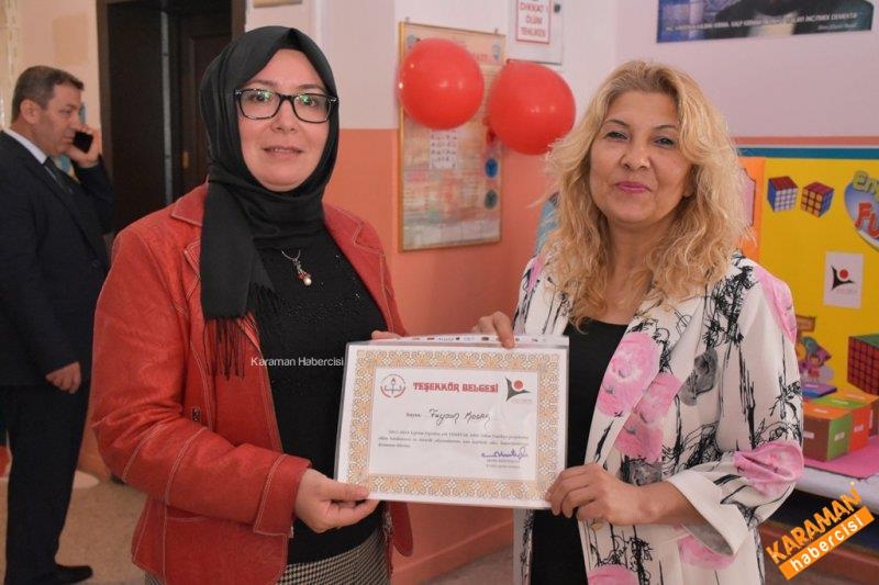 Öğrenciler TÜBİTAK Projelerini Sergiledi 25