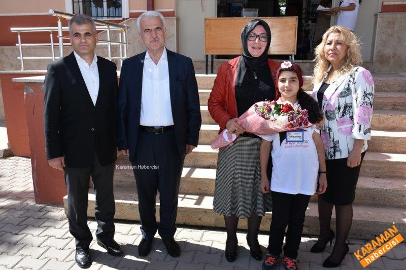 Öğrenciler TÜBİTAK Projelerini Sergiledi 27