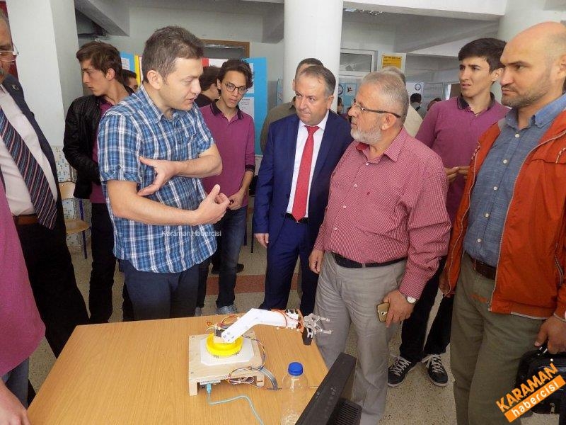 Öğrenciler TÜBİTAK Projelerini Sergiledi 34