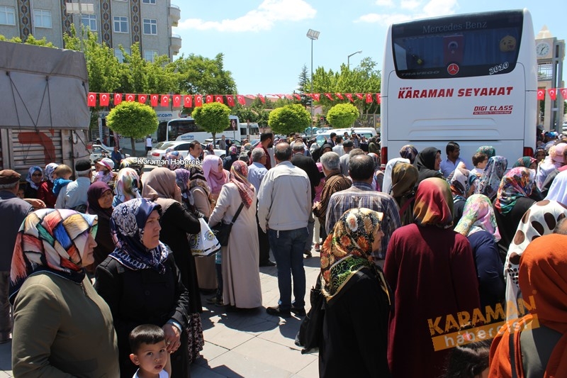 Karaman'da Ramazan Umrecileri Uğurlandı 20