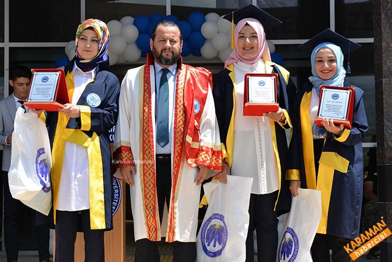 Kazım Karabekir MYO’da Mezuniyet Coşkusu 19