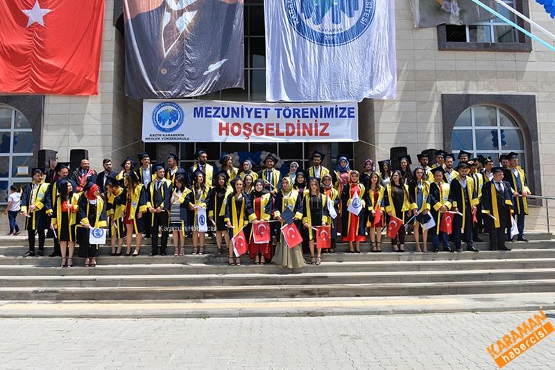 Kazım Karabekir MYO’da Mezuniyet Coşkusu 24