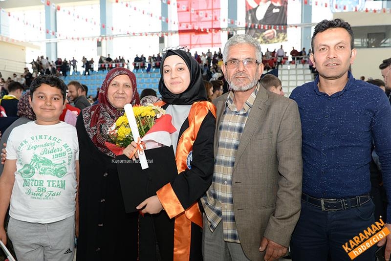 KMÜ Fakülteleri Mezuniyet Coşkusunu Yaşadı 49