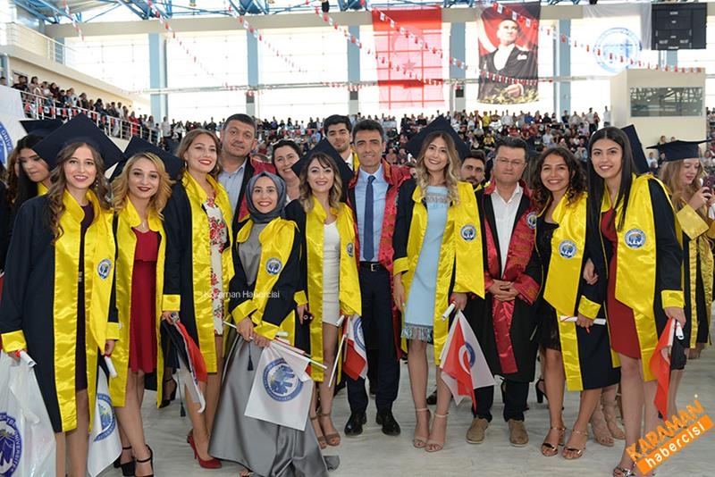 KMÜ Fakülteleri Mezuniyet Coşkusunu Yaşadı 52