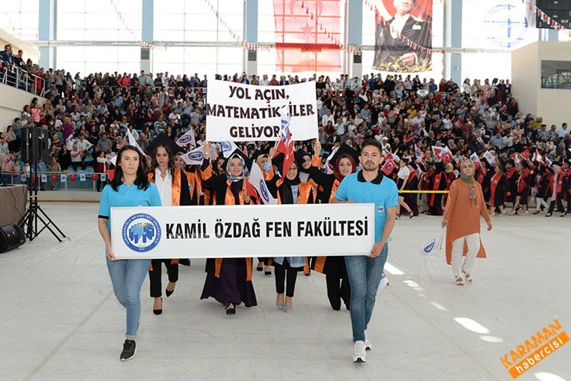 KMÜ Fakülteleri Mezuniyet Coşkusunu Yaşadı 6