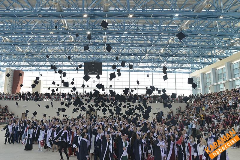 Sağlık Hizmetleri ve Sosyal Bilimler MYO'da Mezuniyet Heyecanı 36