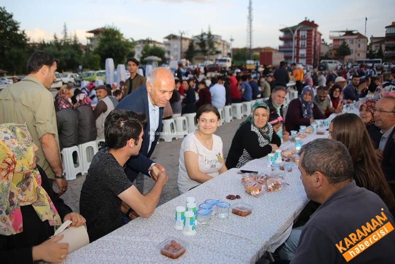 Binlerce Vatandaş Hep Birlikte İftar Açtı 11