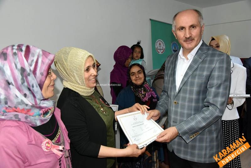 Okuryazarlık Sertifikalarını Vali Meral ve Eşi Zehra Meral’den Aldılar 4