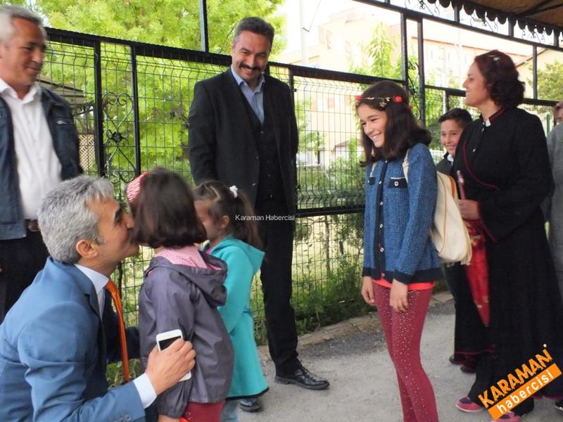 Ayrancı’da Yağmura Aldırmayan 2 Bin Kişi Aynı Anda İftar Açtı 7