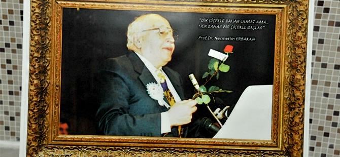 Necmettin Erbakan Fotoğraf Sergisi Düzenlendi 2