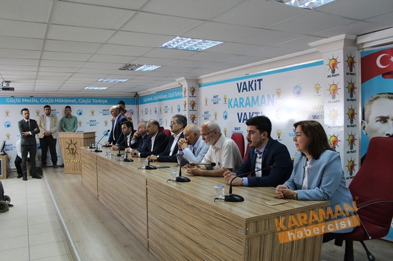 AK Parti Karaman İl Teşkilatında Coşkulu Bayramlaşma 2