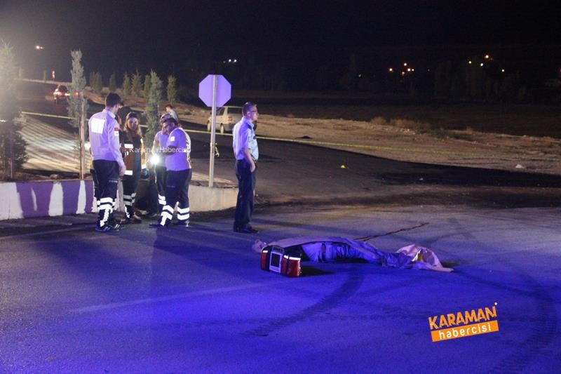 Otomobil, yolun ortasında yatan şahsı ezip geçti 2