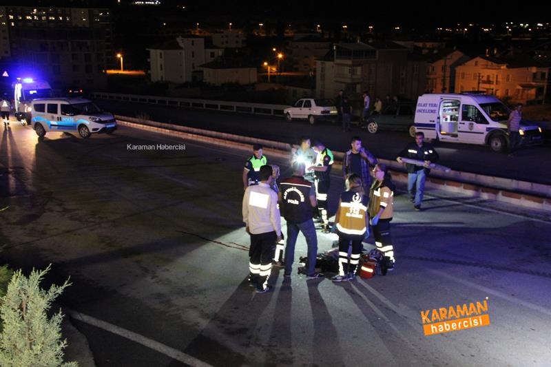 Otomobil, yolun ortasında yatan şahsı ezip geçti 3