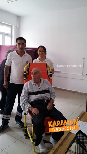 Sandık Başına Sedye İle Götürüldüler Kaynak: Sandık Başına Sedye İle Göt 2