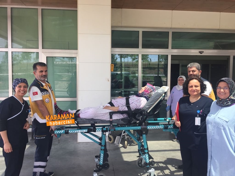 Sandık Başına Sedye İle Götürüldüler Kaynak: Sandık Başına Sedye İle Göt 7