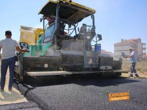 Larende Mahallesi’nde Asfalt Çalışmaları Tamamlanıyor