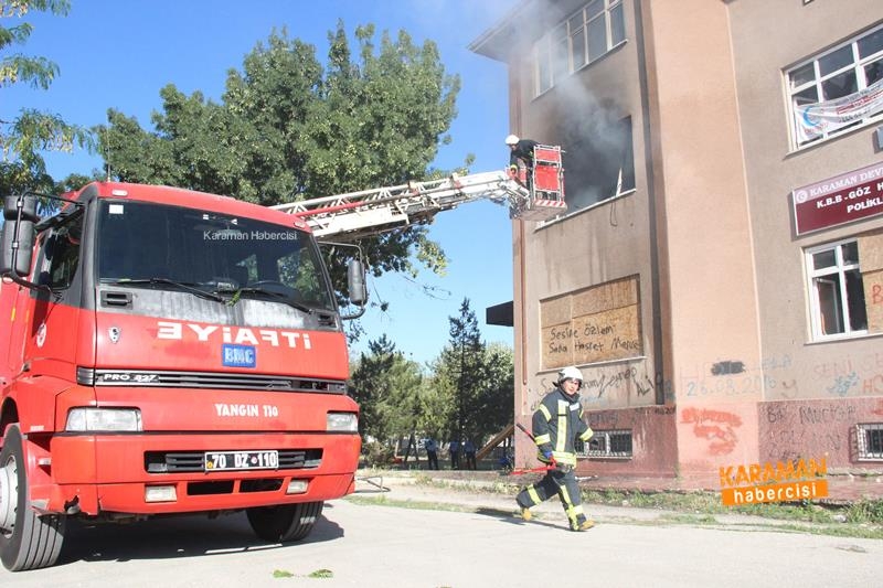 Karaman’da Kullanılmayan Eski Hastane Ek Binasında Yangın Çıktı 2