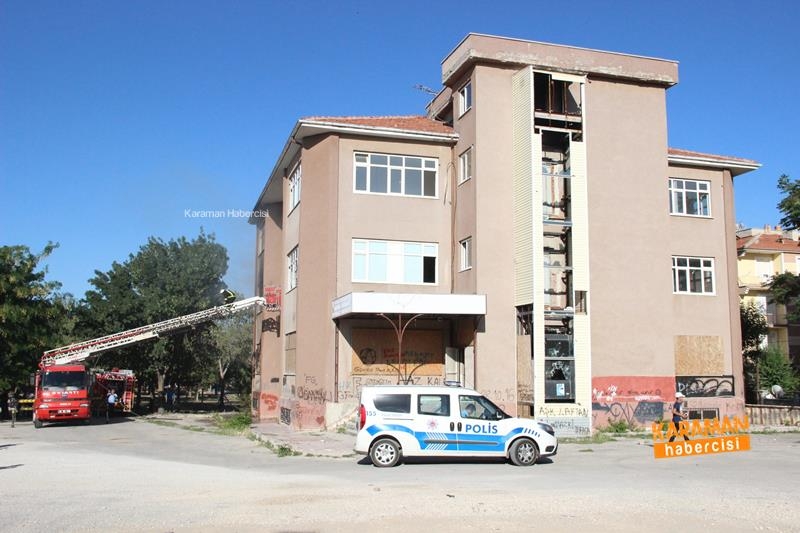 Karaman’da Kullanılmayan Eski Hastane Ek Binasında Yangın Çıktı 4