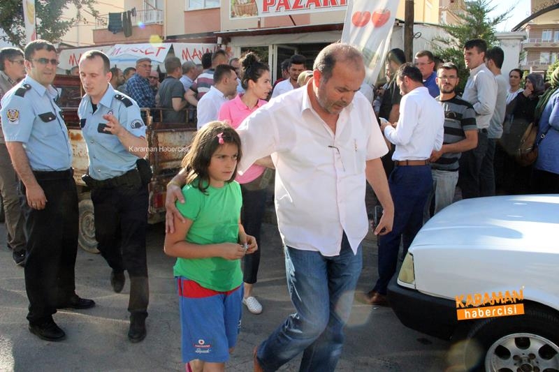 Kaybolan Kız Çocuğu İçin Mahalleli Ve Polis Seferber Oldu 2