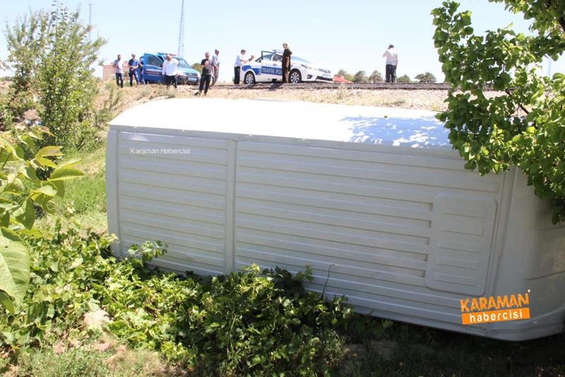 Bahçeye Uçan Kamyonetten Burnu Bile Kanamadan Kurtuldu 2