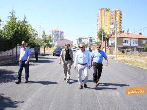 Larende Mahallesi’nde Altyapı Ve Üst Yapı Çalışmaları Devam Ediyor