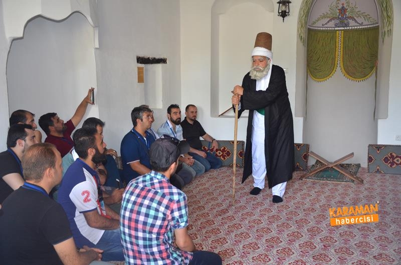 Dergahında Gelen Ziyaretçilere Şeyh Edebali Hazretleri Canlandırılıyor 2