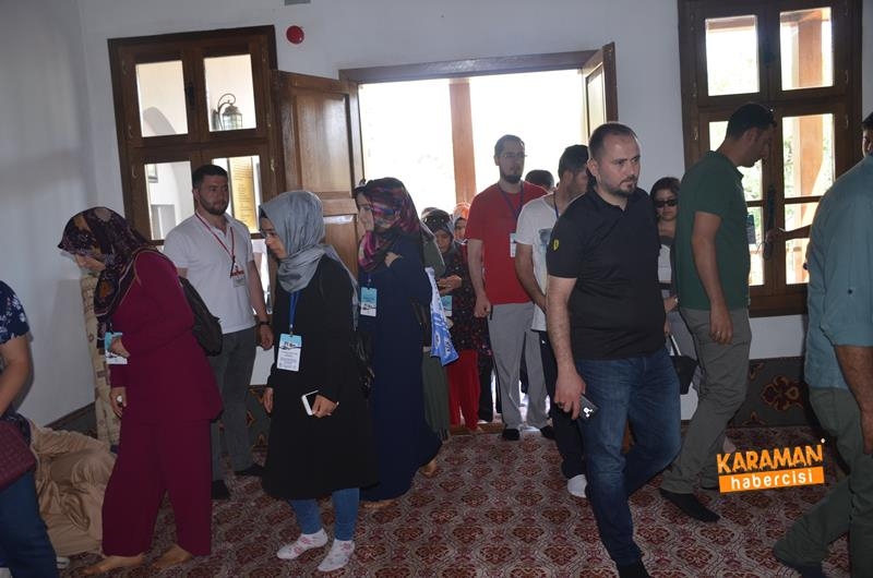 Dergahında Gelen Ziyaretçilere Şeyh Edebali Hazretleri Canlandırılıyor 5