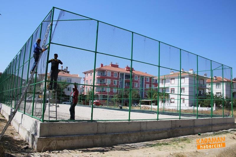 Yedi Mahalleye Daha Semt Spor Sahası 7