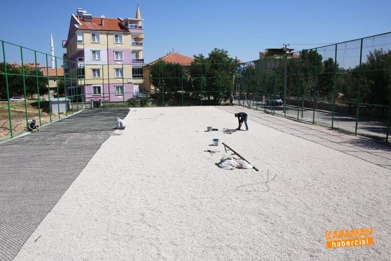 Yedi Mahalleye Daha Semt Spor Sahası 8