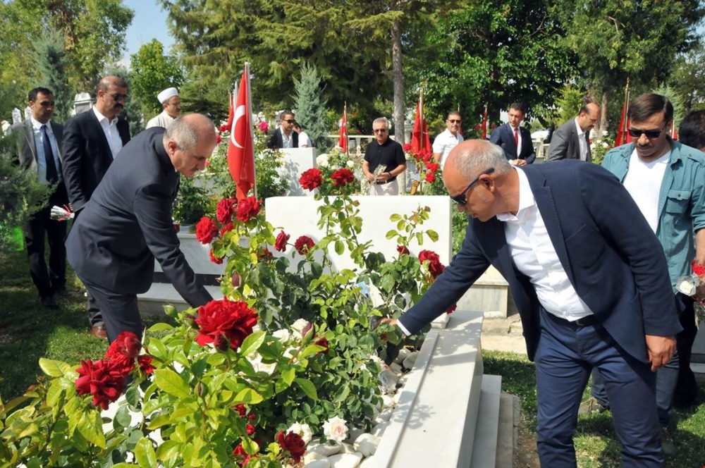 Şehitlerimiz İçin Anma Programı Düzenlendi 9