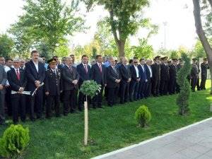 Şehitlerimiz İçin Anma Programı Düzenlendi